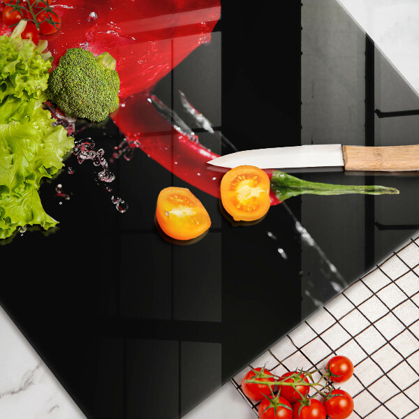 Deska do kuchni Czerwone papryki w wodzie