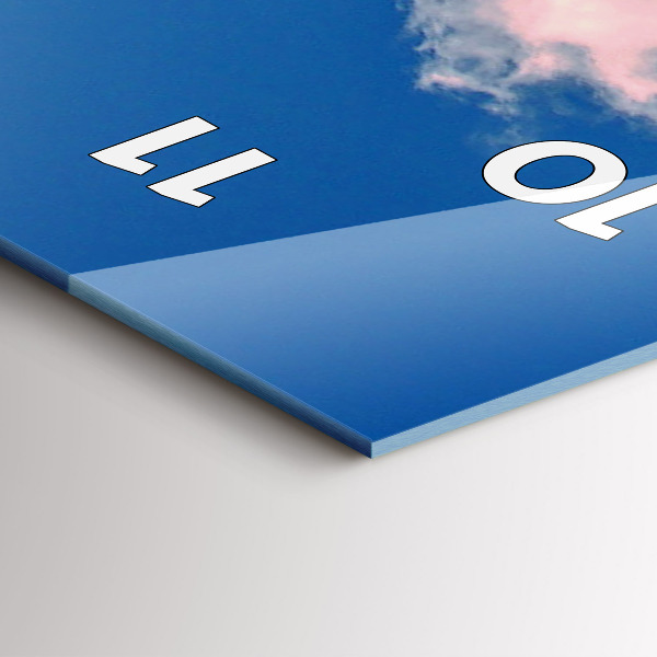 Zegar ścienny pionowy Góry pod błękitnym niebem