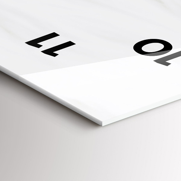 Zegar szklany pionowy Śpiący mały kotek