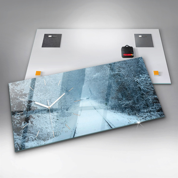 Zegar poziomy Sarny na torach