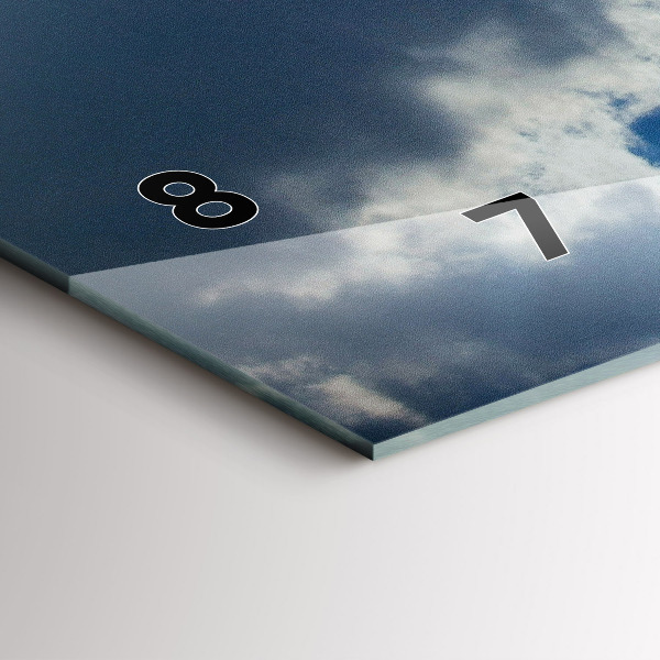 Zegar poziomy Flaga Polski na tle nieba