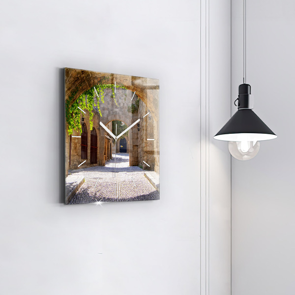 Kwadratowy zegar Malownicza ulica Rodos