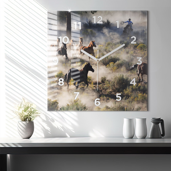 Kwadratowy zegar Stado rozpędzonych koni