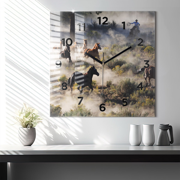 Kwadratowy zegar Stado rozpędzonych koni