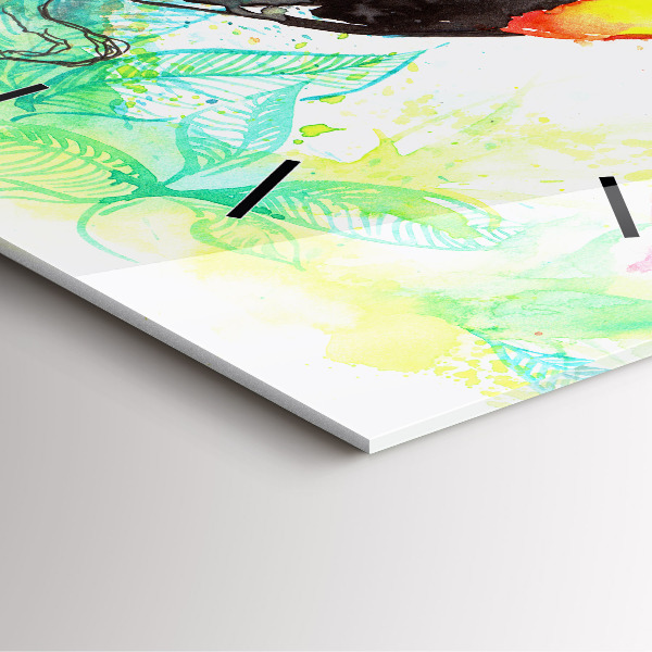 Kwadratowy zegar Tukan w trawie