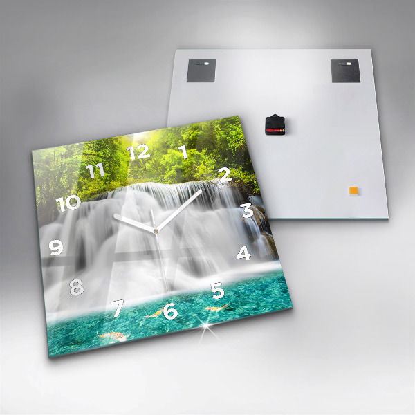 Kwadratowy zegar Wodospad w Tajlandii