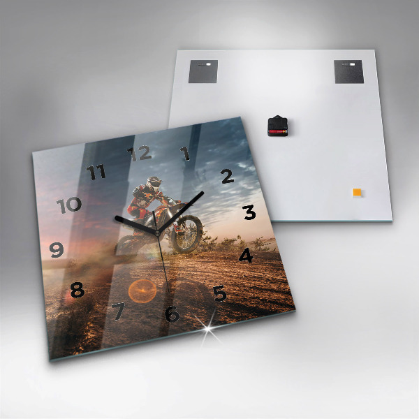Zegar ścienny kwadratowy Mężczyzna na motocyklu