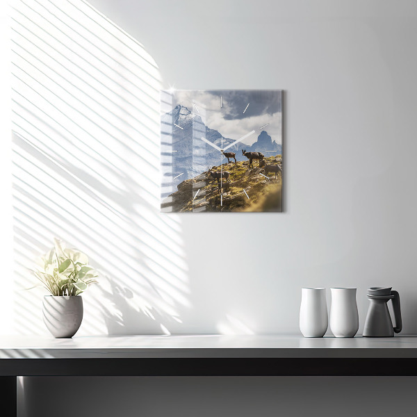 Zegar ścienny kwadratowy Koza w Dolinie Aosta