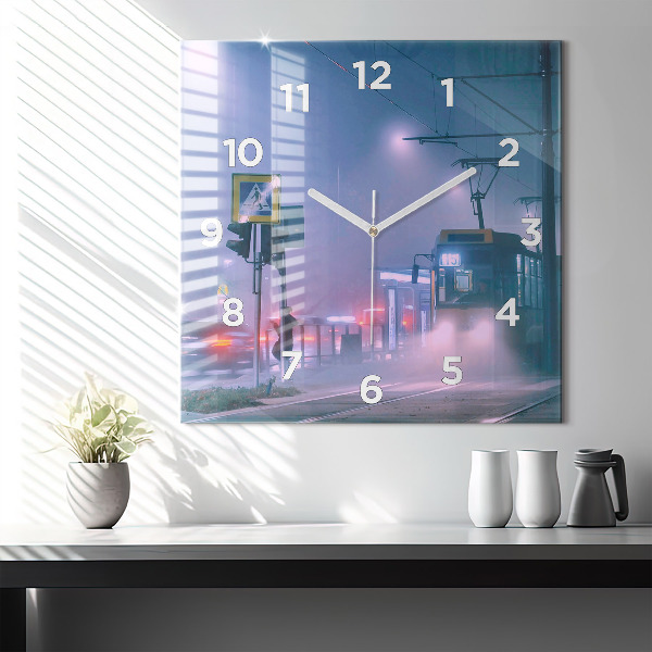 Kwadratowy zegar Warszawa we mgle