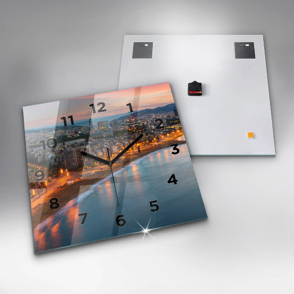 Kwadratowy zegar Plaża w Barcelonie