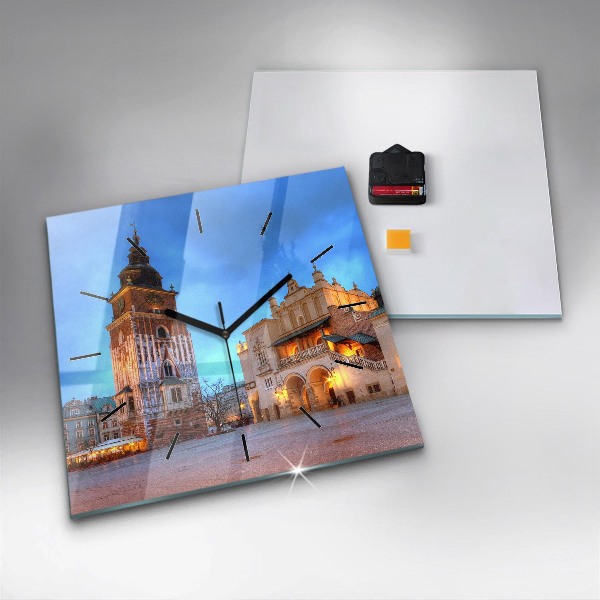 Kwadratowy zegar Rynek Główny w Krakowie