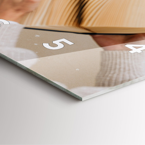 Zegar ścienny kwadratowy Chwila z książką