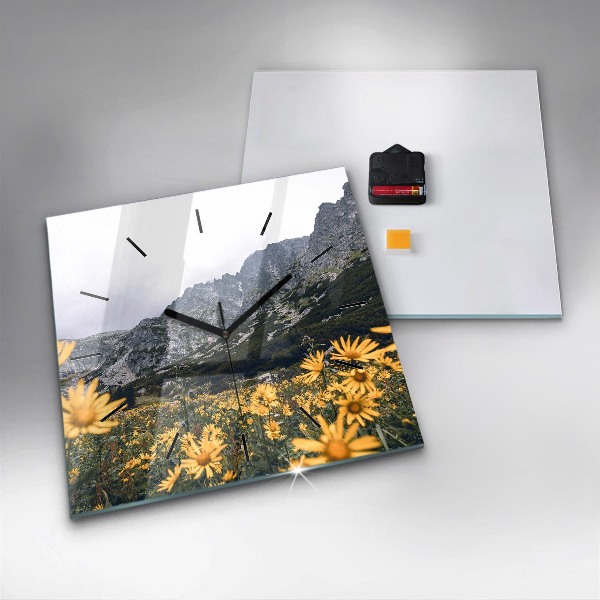 Zegar ścienny kwadratowy Łąka kwiaty w górach
