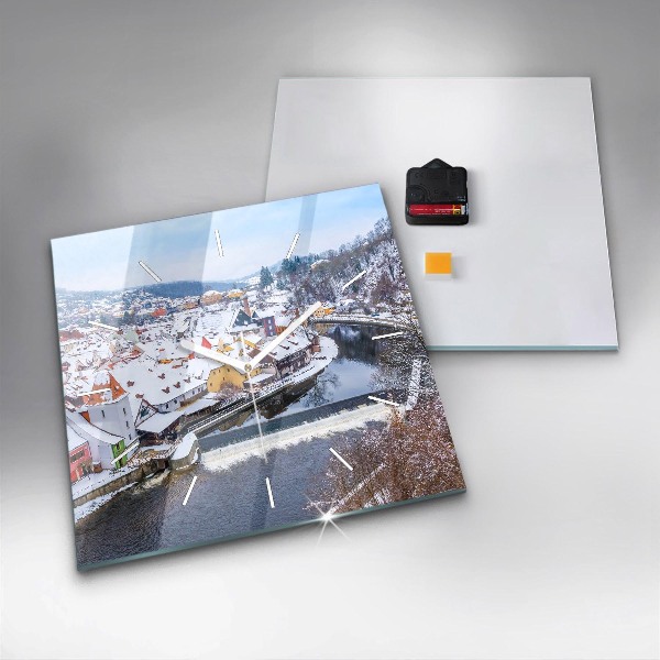 Kwadratowy zegar Panorama miasta w zimie