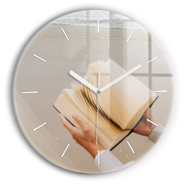 Zegar okrągły z nadrukiem Chwila z książką