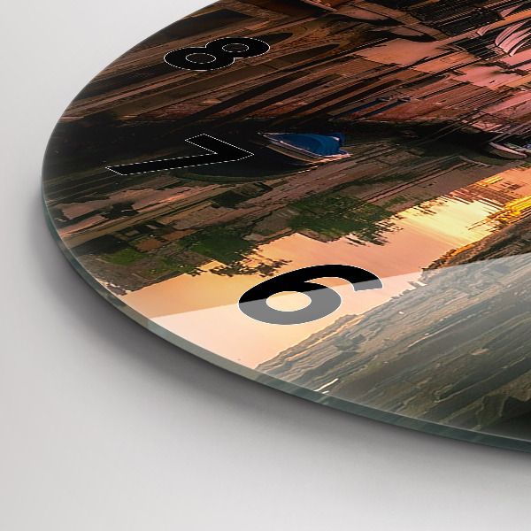 Zegar okrągły z nadrukiem Widok na kanał w mieście